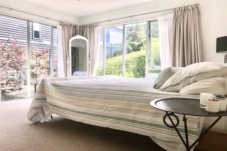 Photo of property in 119 Beach Road, Castor Bay, Auckland, 0620