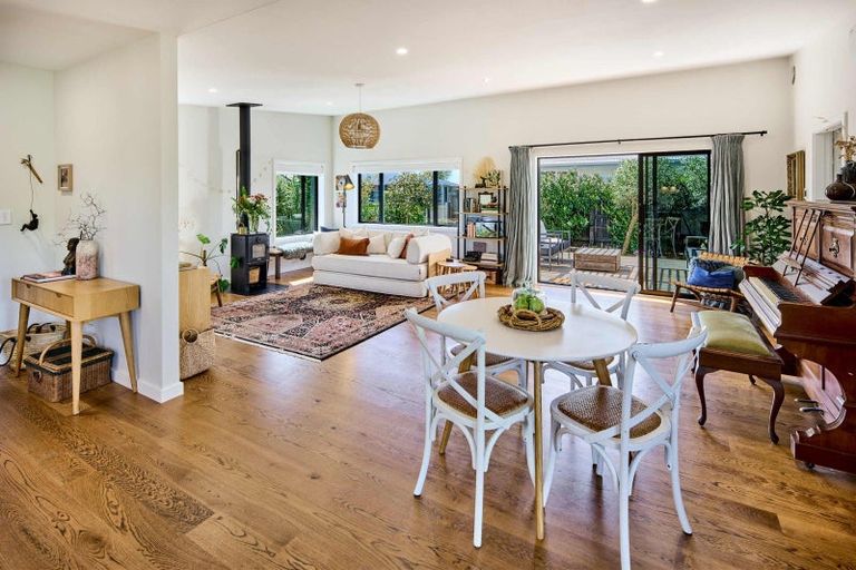 Photo of property in 2 Pukeko Lane, Carterton, 5713