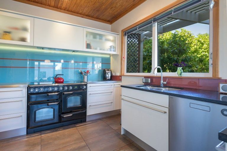 Photo of property in 218 Collingwood Street, Nelson South, Nelson, 7010