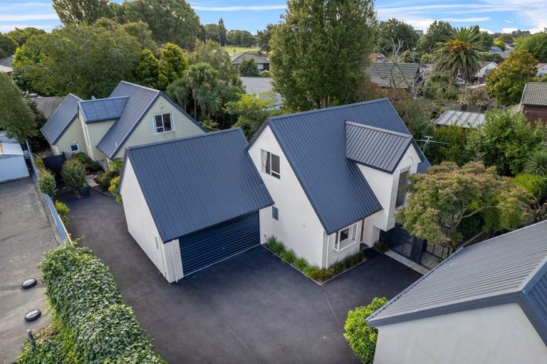 Photo of property in 2/96a Staveley Street, Avonhead, Christchurch, 8042