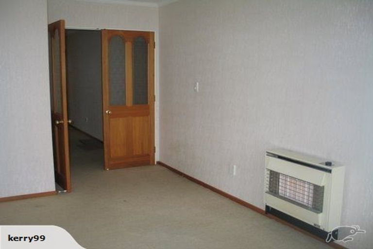 Photo of property in 63 Waiwhetu Road, Waterloo, Lower Hutt, 5011