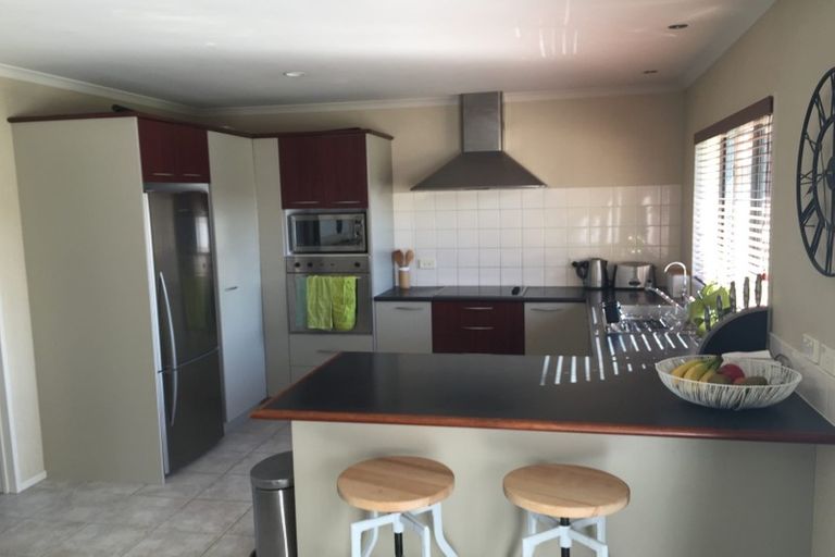 Photo of property in 11 Franshell Crescent, East Tamaki, Auckland, 2013