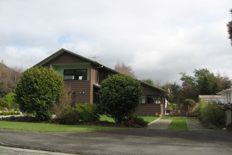 Photo of property in 17 Grey Street, Murchison, 7007