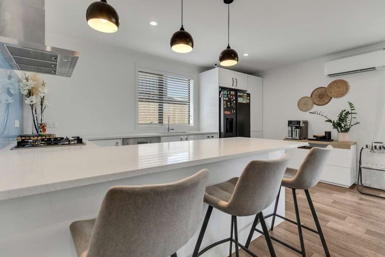 Photo of property in 2/62 Cabourne Drive, Glenview, Hamilton, 3206