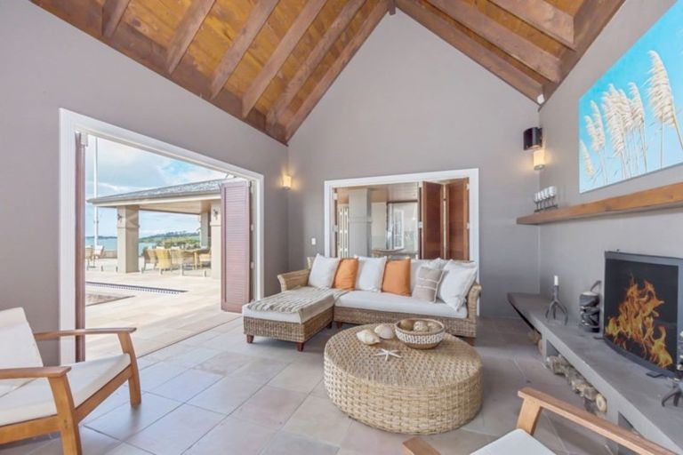 Photo of property in 410 Pukapuka Road, Pohuehue, Warkworth, 0983