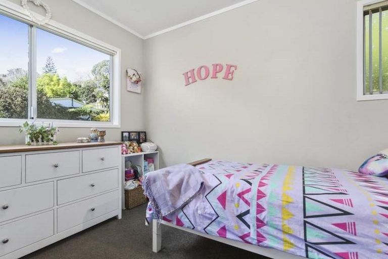 Photo of property in 10 Capricorn Place, Browns Bay, Auckland, 0630