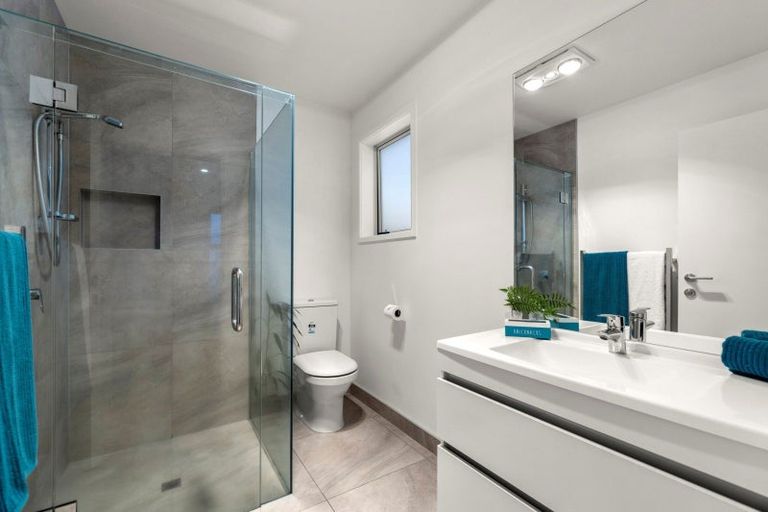 Photo of property in 26 Hiria Crescent, Papamoa Beach, Papamoa, 3118