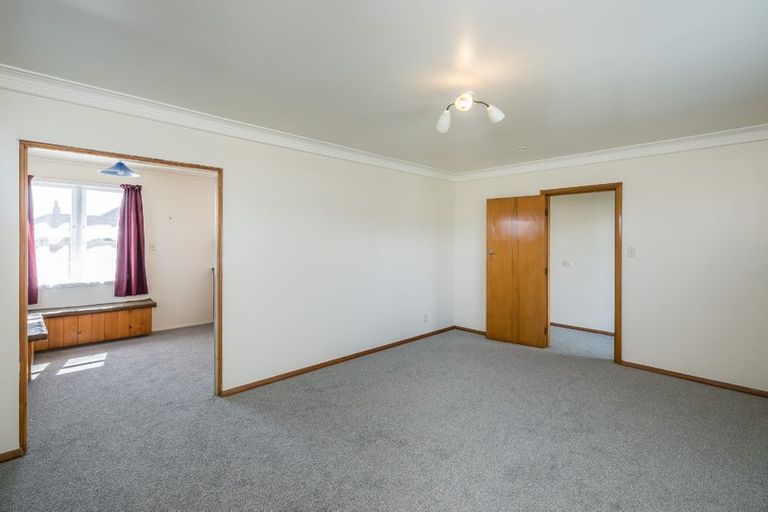 Photo of property in 15 Bledisloe Street, Levin, 5510