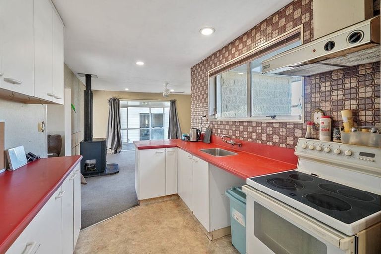 Photo of property in 7 Mckellar Place, Hornby, Christchurch, 8042