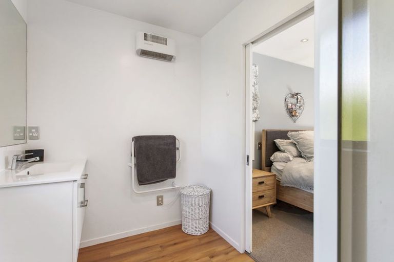 Photo of property in 53 Grimseys Road, Redwood, Christchurch, 8051