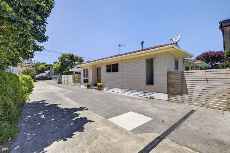 Photo of property in 278 Tukapa Street, Hurdon, New Plymouth, 4310