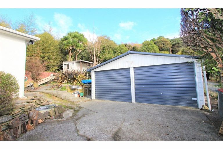 Photo of property in 21 Main Road, Havelock, 7100