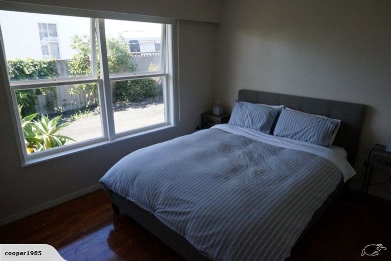 Photo of property in 1/23 Aramoana Avenue, Devonport, Auckland, 0624