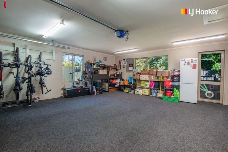 Photo of property in 1 Watt Street, Mosgiel, 9024