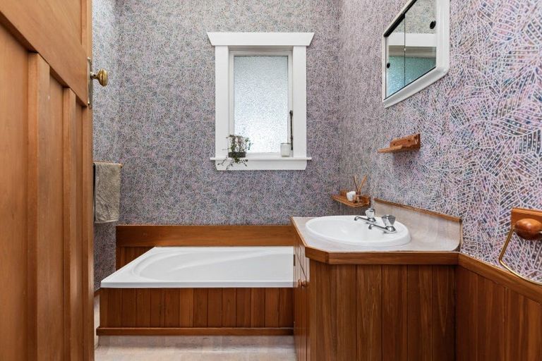 Photo of property in 906 Nelson Street North, Mahora, Hastings, 4120