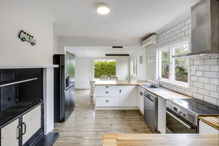 Photo of property in 6 Forward Street, Greenmeadows, Napier, 4112