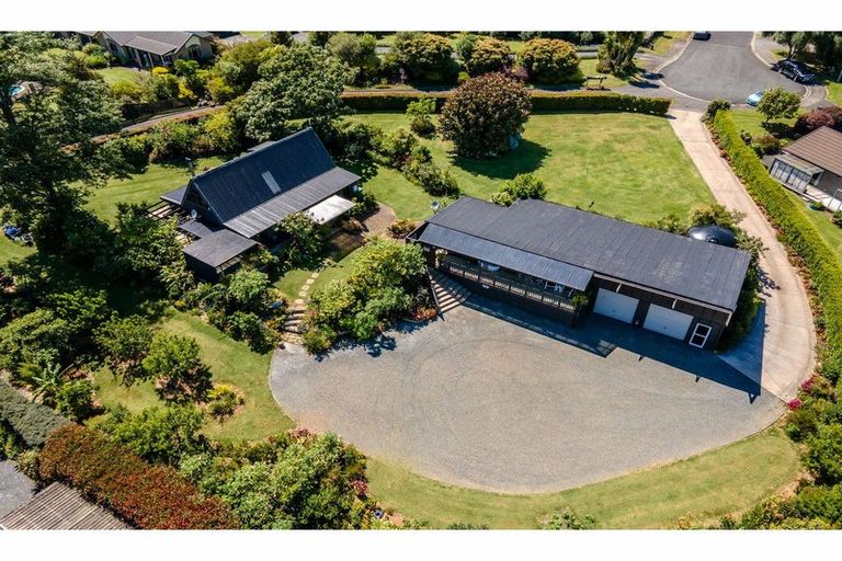 Photo of property in 17 Pickmere Lane, Kerikeri, 0230