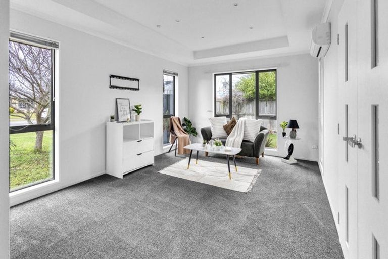 Photo of property in 29 Marlowe Place, Rolleston, 7614