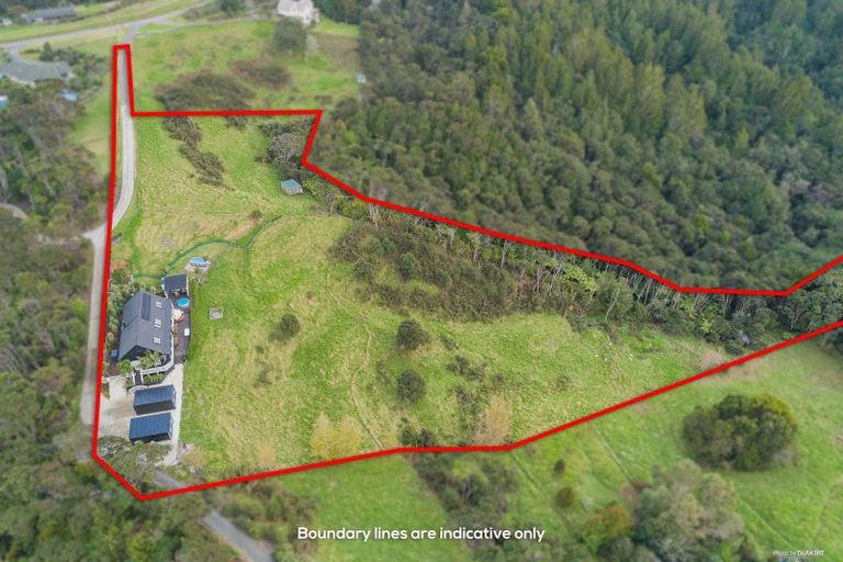 Photo of property in 173 Pinchgut Road, Kaukapakapa, 0873