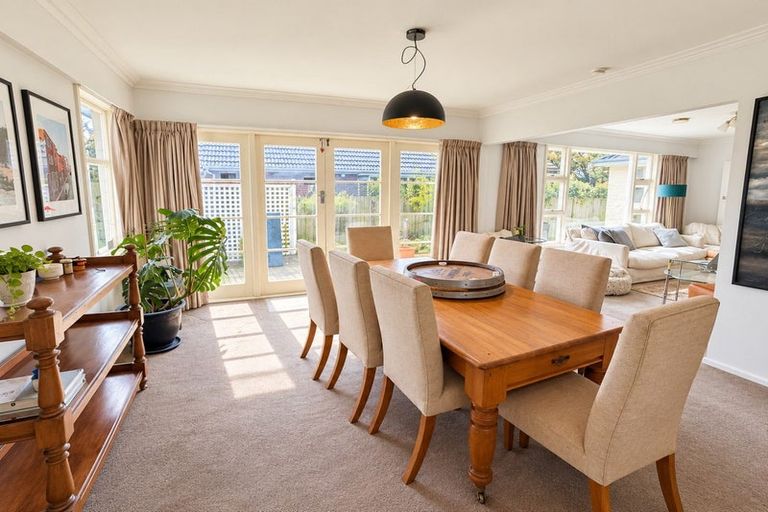Photo of property in 35 Springbank Street, Bryndwr, Christchurch, 8053