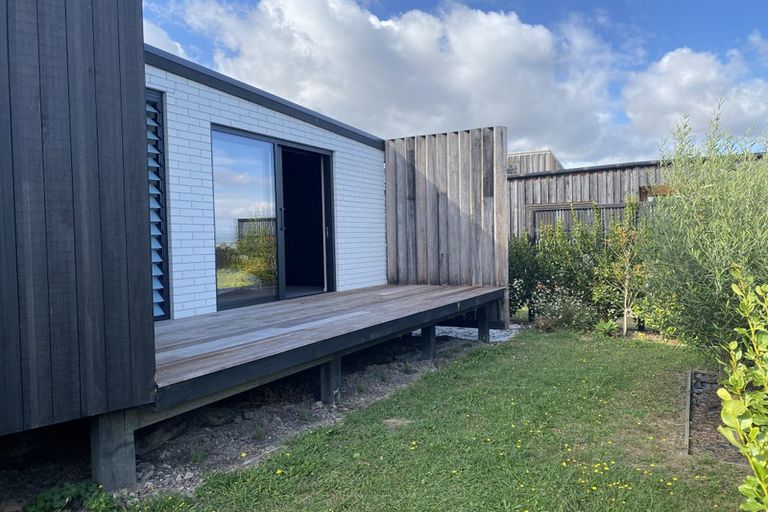 Photo of property in 218 The Ridgeway, Stoke, Nelson, 7011