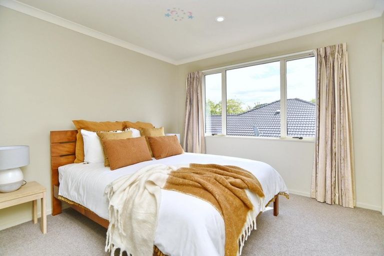 Photo of property in 12 Annaby Drive, Northwood, Christchurch, 8051