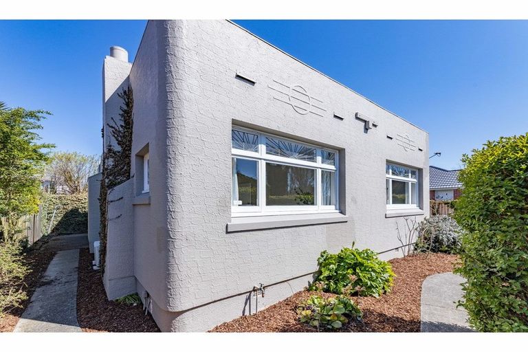 Photo of property in 81 Yaldhurst Road, Sockburn, Christchurch, 8042