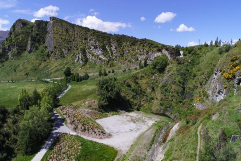 Photo of property in 90 Littles Road, Dalefield, Queenstown, 9371