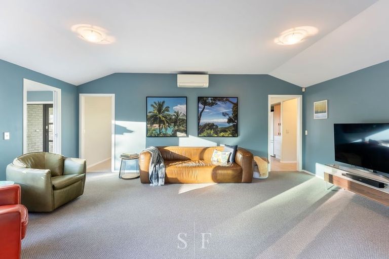 Photo of property in 22 Fairway Oaks Drive, Waikanae Beach, Waikanae, 5036
