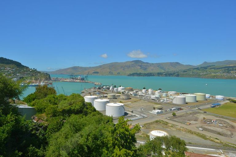 Photo of property in 31 Cressy Terrace, Lyttelton, 8082