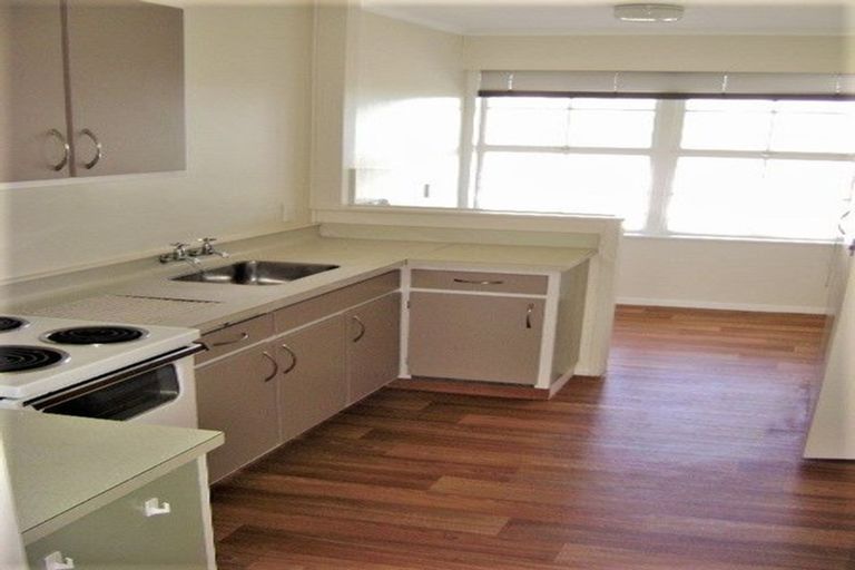 Photo of property in 2/575a Mount Eden Road, Mount Eden, Auckland, 1024