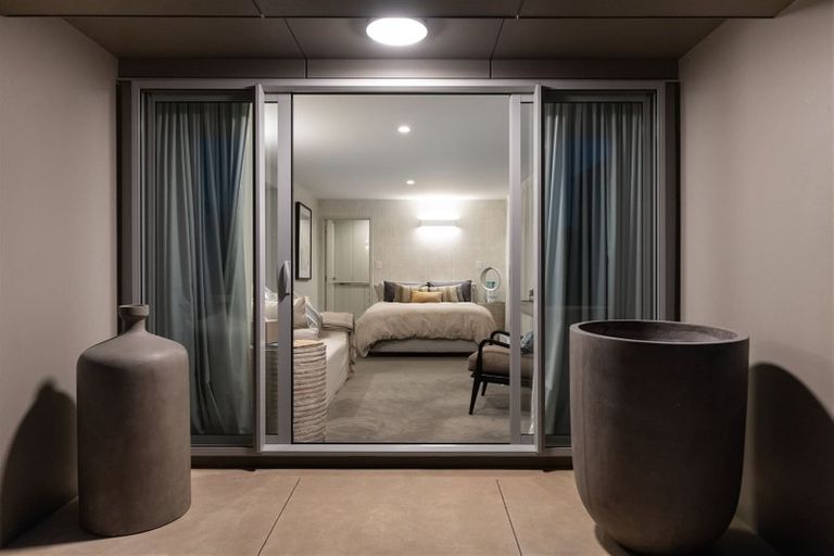 Photo of property in 8b Oceanbeach Road, Mount Maunganui, 3116