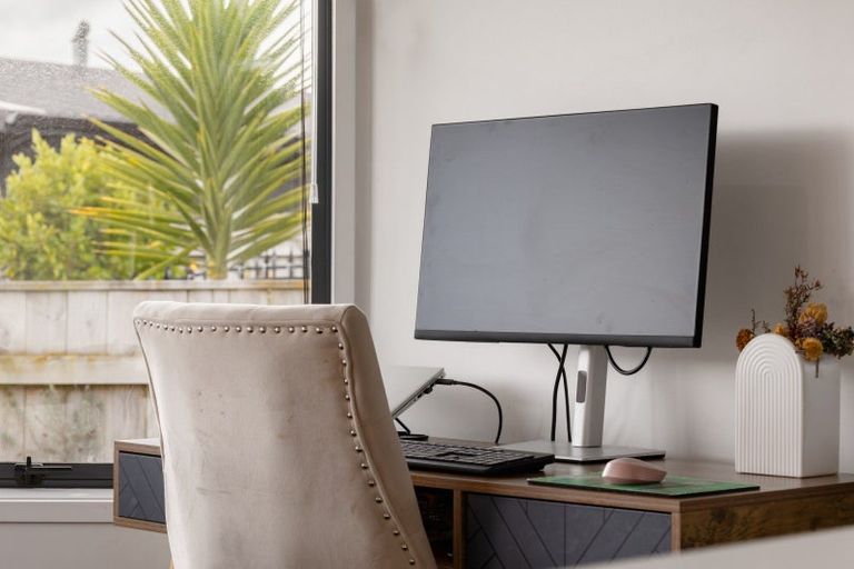 Photo of property in 9 Aqua Way, Paraparaumu, 5032