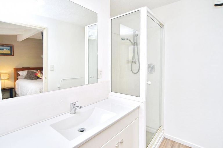 Photo of property in 46 Bishopsworth Street, Hillsborough, Christchurch, 8022