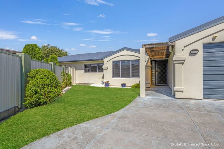 Photo of property in 68a Auckland Road, Greenmeadows, Napier, 4112