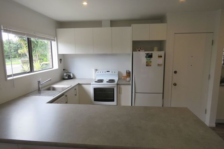 Photo of property in 1/1 Thomas Road, Flat Bush, Auckland, 2019