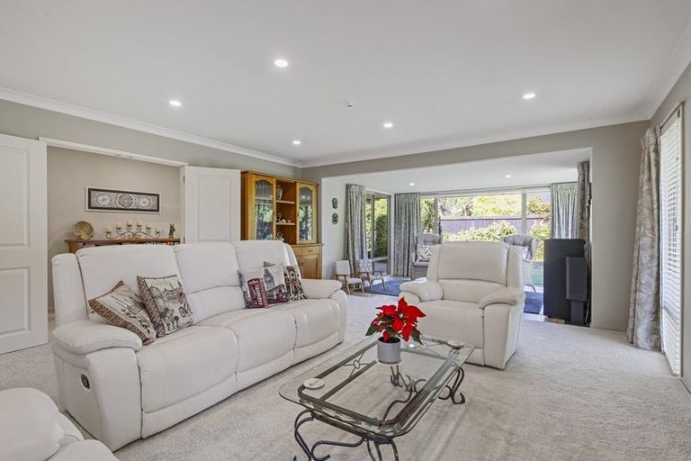 Photo of property in 9a Harrod Place, Rangiora, 7400