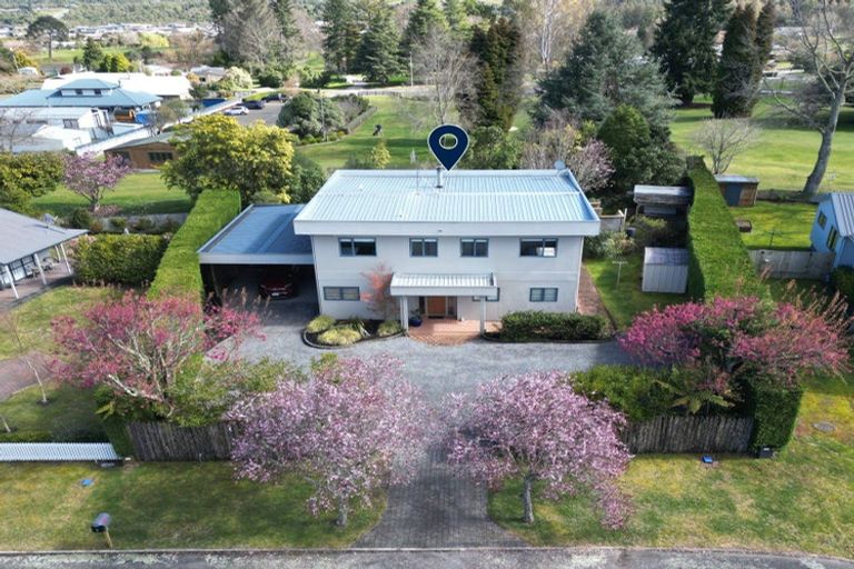 Photo of property in 3 Yasmin Lane, Kinloch, Taupo, 3377