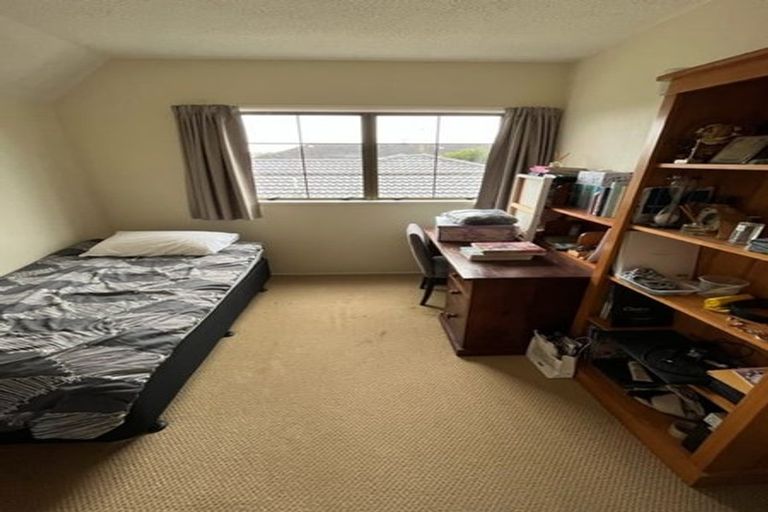 Photo of property in 1/16 Trafalgar Road, Milford, Auckland, 0620