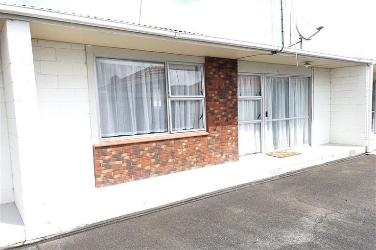 Photo of property in 4/11 Worcester Street, West End, Palmerston North, 4410