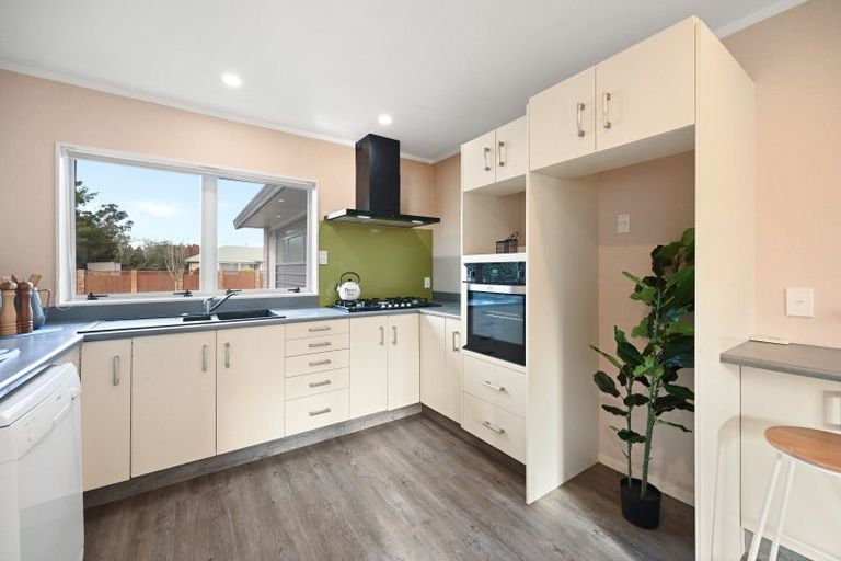 Photo of property in 34 Macmurdo Avenue, Glenview, Hamilton, 3206