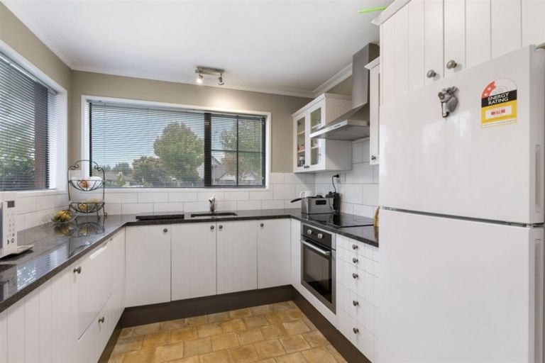 Photo of property in 1/27 Royleen Street, Casebrook, Christchurch, 8051