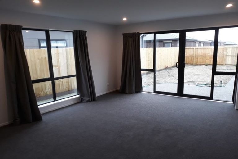 Photo of property in 16 Perendale Street, Belfast, Christchurch, 8051