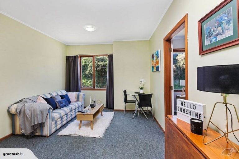 Photo of property in 2/304 Ohiro Road, Brooklyn, Wellington, 6021