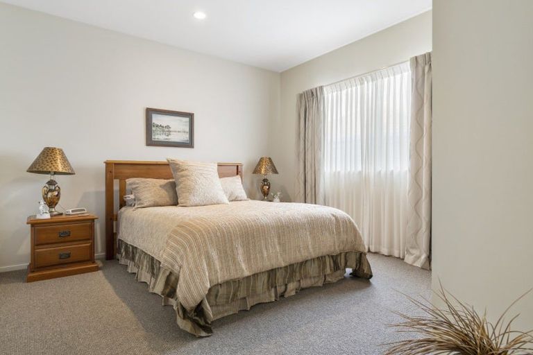 Photo of property in 42 Sovereign Drive, Papamoa Beach, Papamoa, 3118