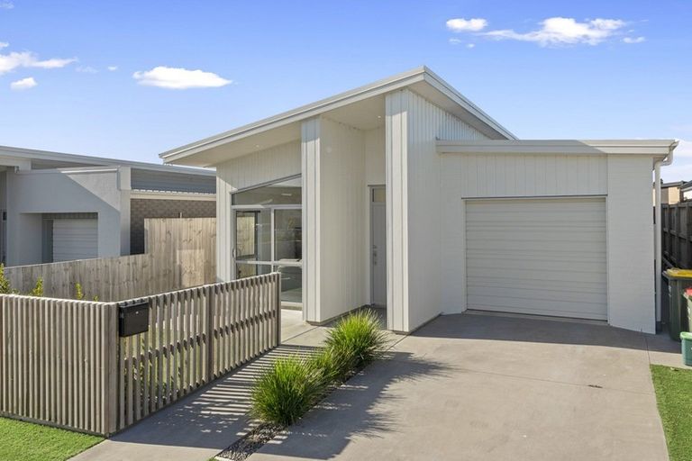 Photo of property in 14 Whakapono Avenue, Baverstock, Hamilton, 3200