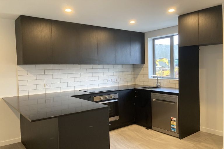 Photo of property in 25 John Street, Stokes Valley, Lower Hutt, 5019