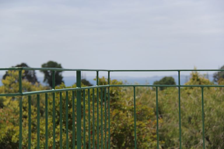 Photo of property in 6 Rimu Road, Stanmore Bay, Whangaparaoa, 0932