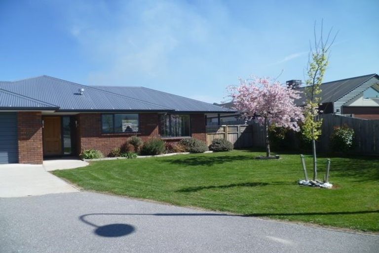 Photo of property in 23 Poolburn Court, Lake Hayes, Queenstown, 9304
