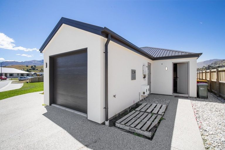 Photo of property in 11 Silver Street, Lower Shotover, Queenstown, 9304